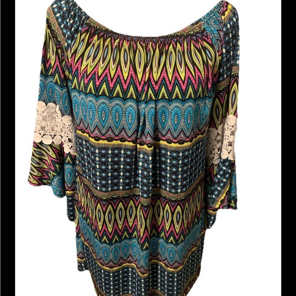 Win Win Tunic Hippie/Boho Multi Color Pullover 3/4 Sleeves Lace Accents L-XL